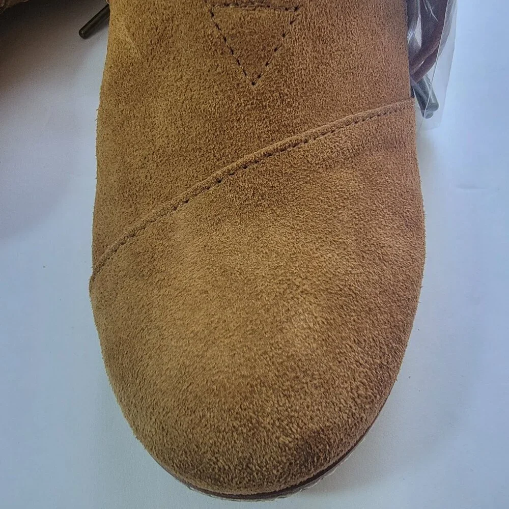 TOMS Desert Tan Suede Wedge Ankle Boots Women’s Size 10 Faux Fur Lined